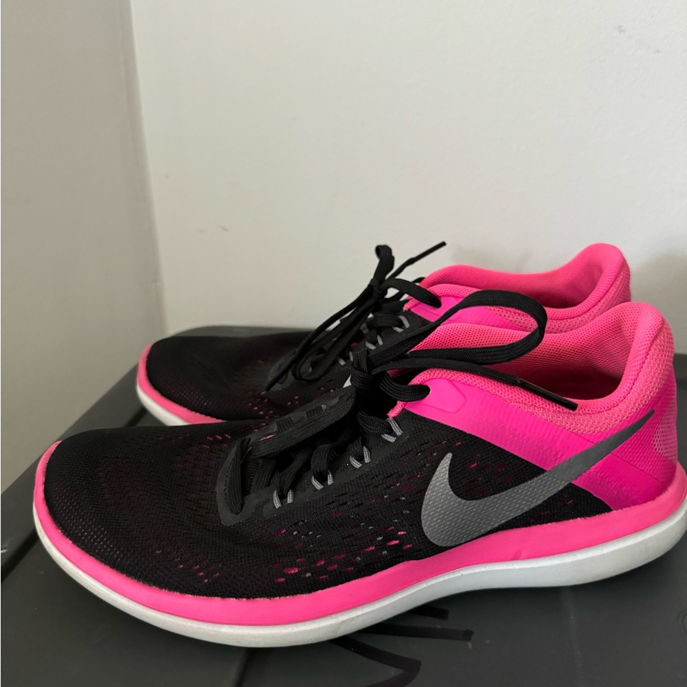Nike Brand New